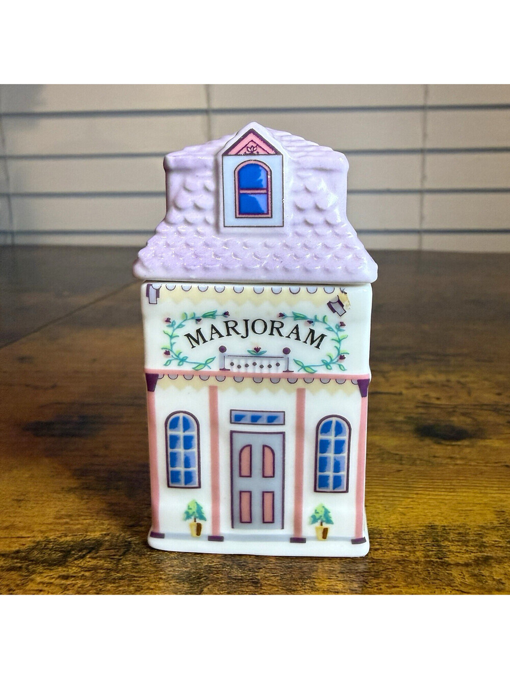 Lenox Spice Village Marjoram House Spice Jar Ceramic Freestanding w/Lid